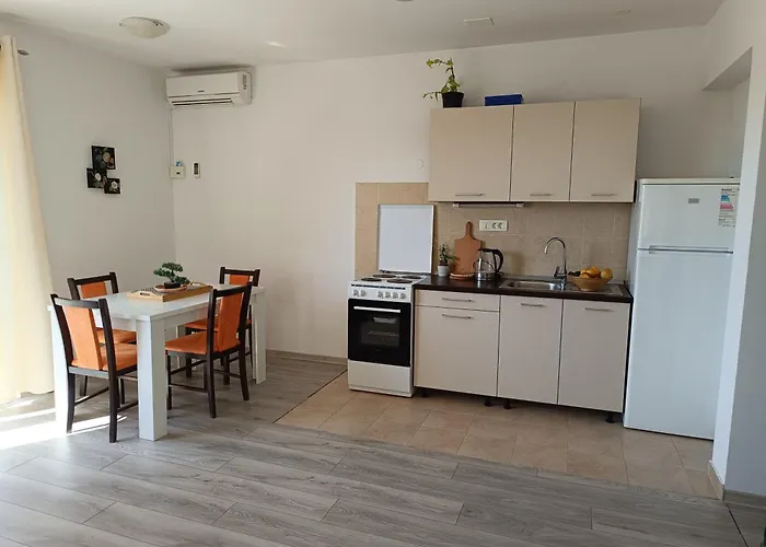 Apartment Stari Koko Omis