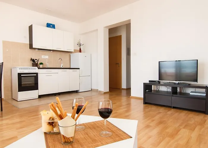 Stari Koko Apartment *